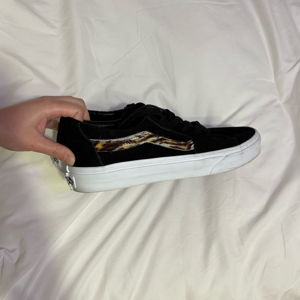 vans